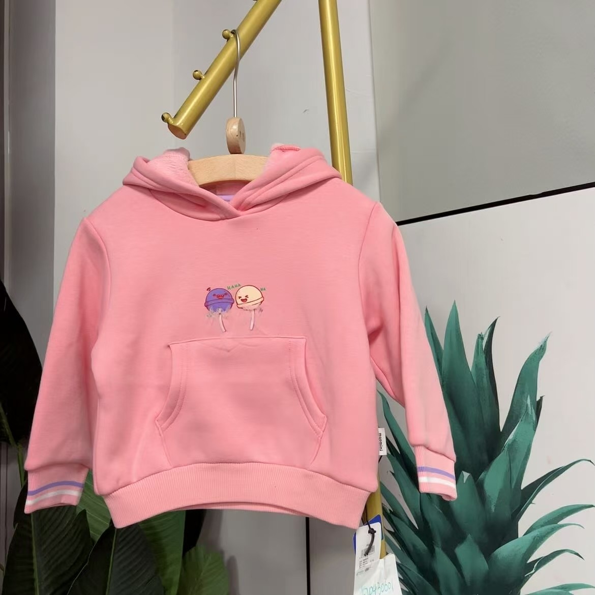 大庆仓儿童加绒卫衣货号520430601 库位P6-3