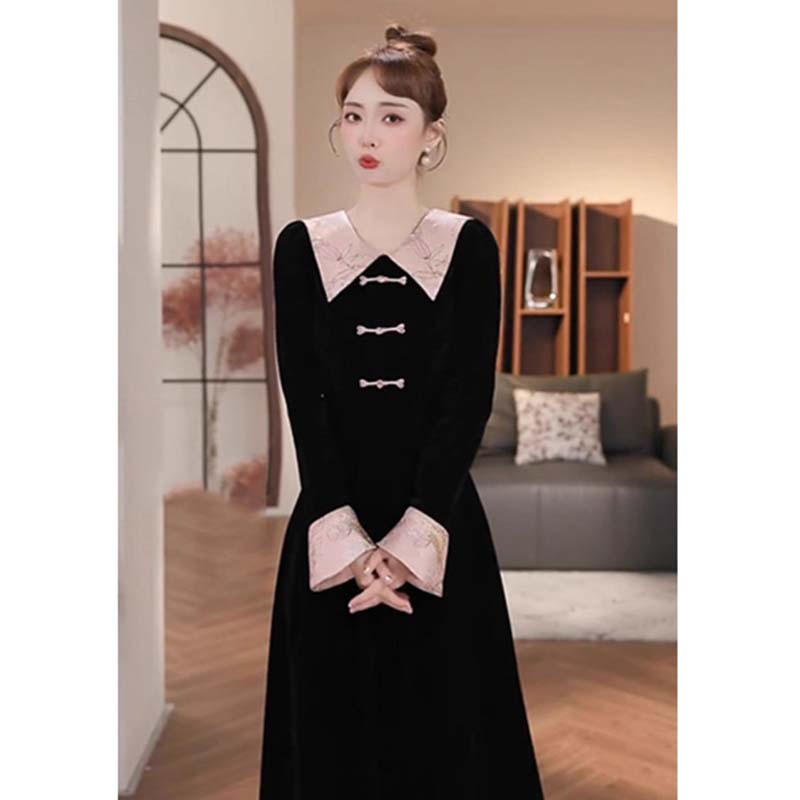 赫本风连衣裙2025春秋新款新中式国风轻奢气质长裙裙子女TX0140