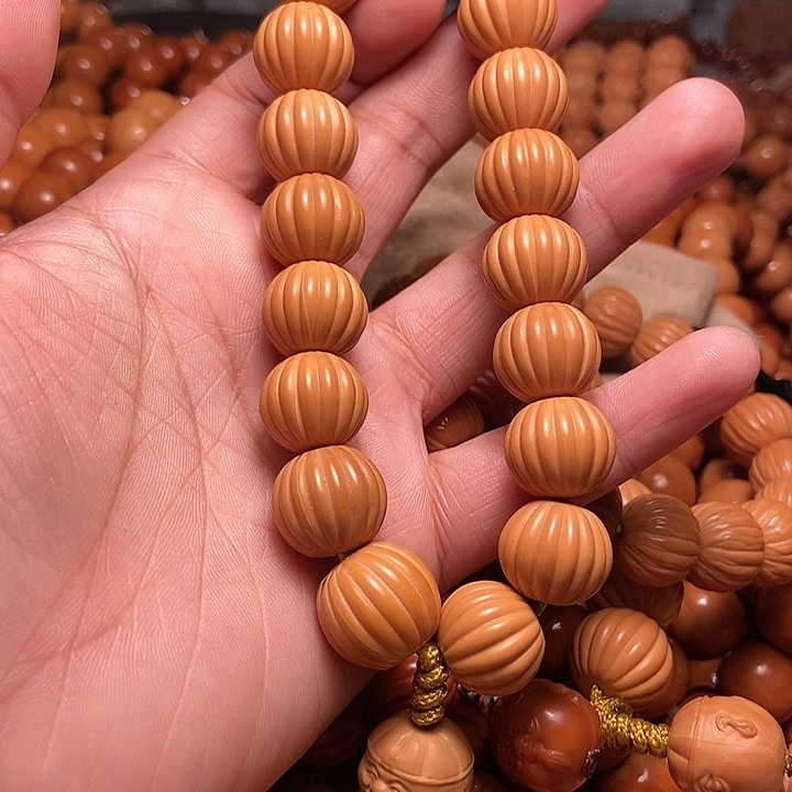 猴头核桃手串✨****…手持