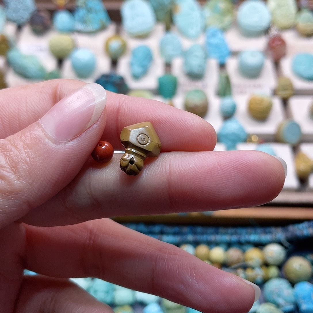 南红玛瑙未镶嵌配饰