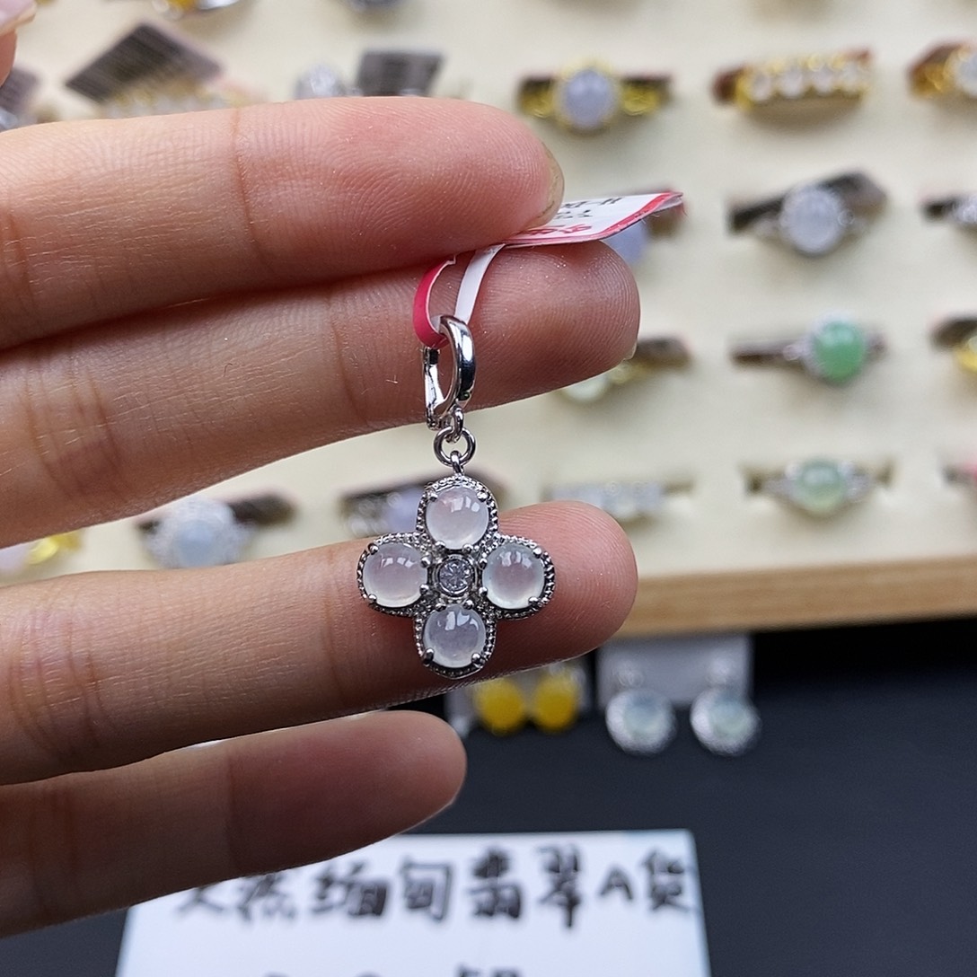 翡翠银S925镶嵌颈饰