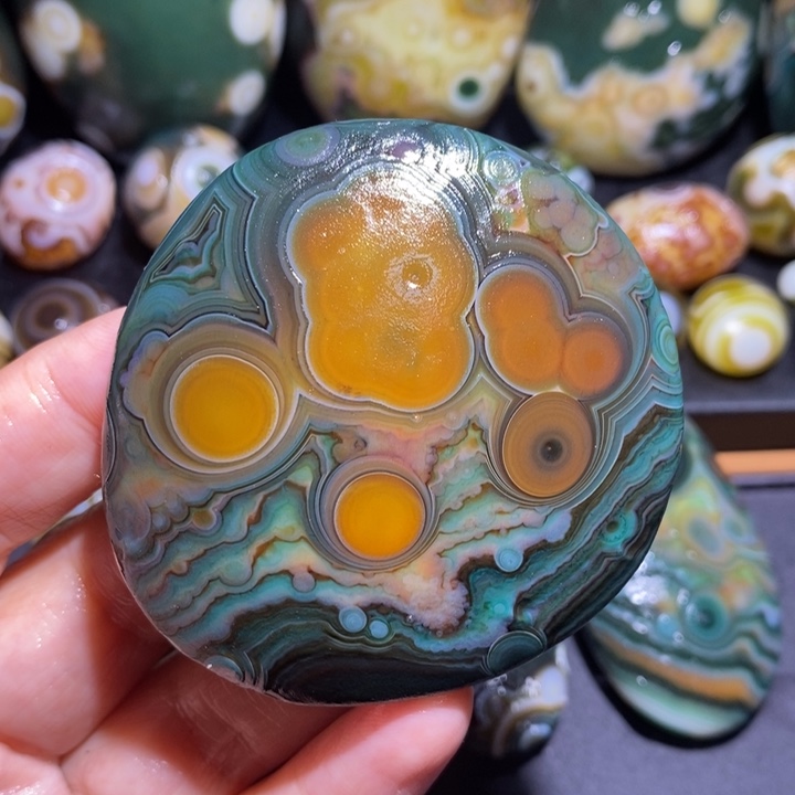 未镶嵌玛瑙/玉髓珠宝半成品100