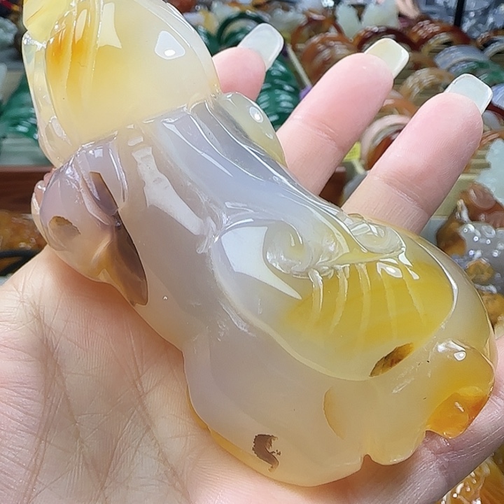 石英质玉合金手把件