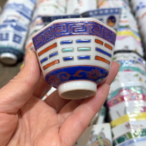 手绘茶杯盖碗壶承陶瓷
