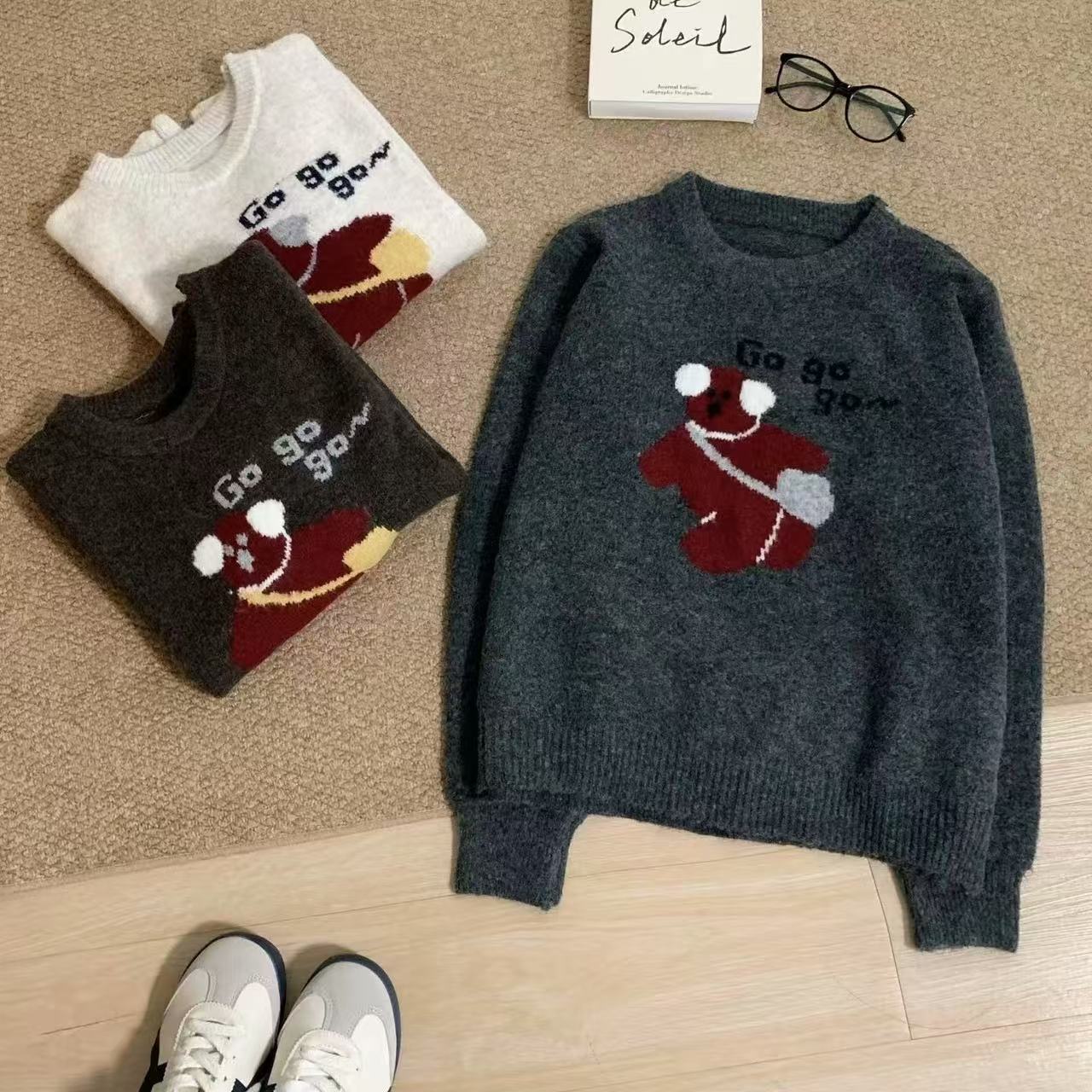 TING GE 冬季新款卡通短款圆领宽松套头韩系针织毛衣 8207