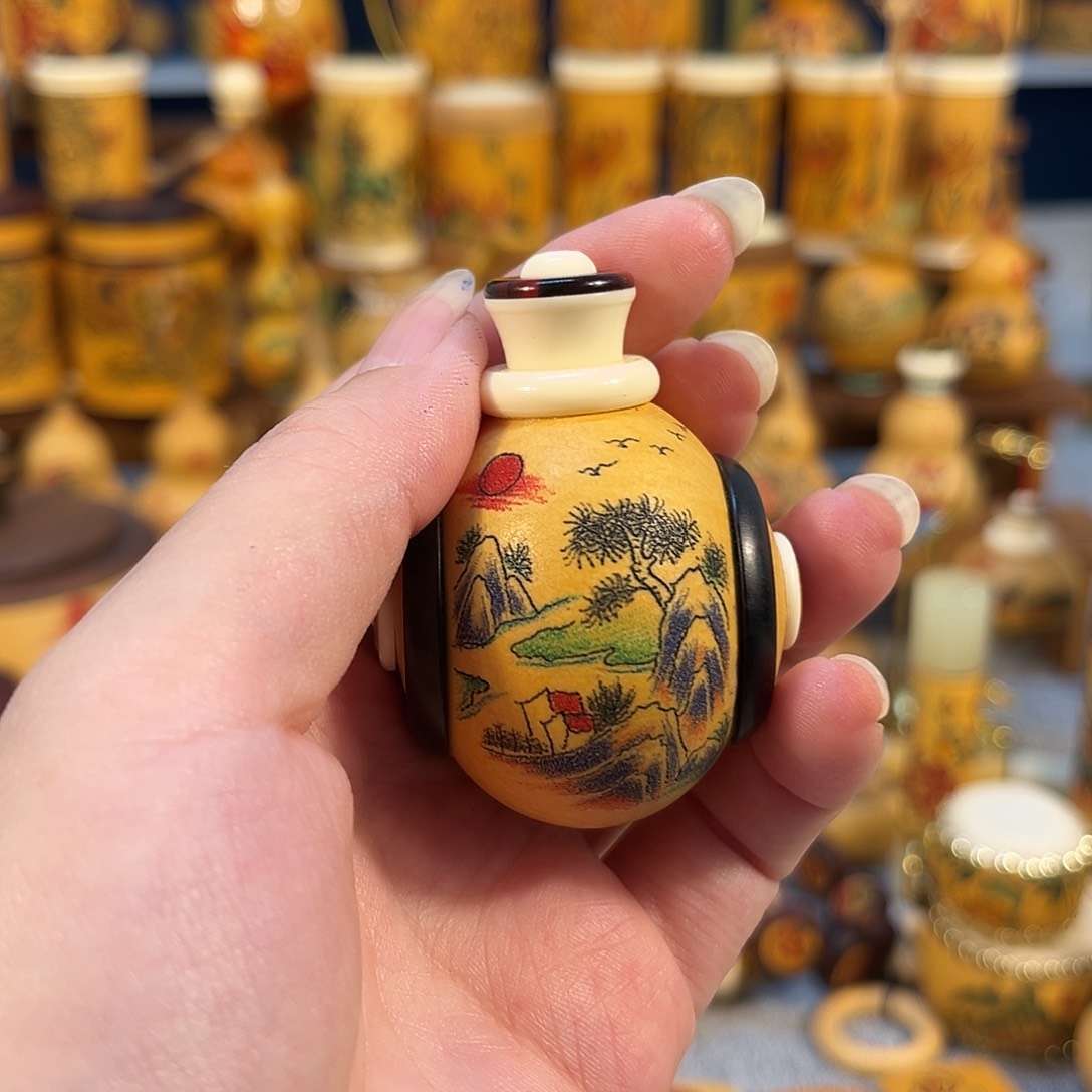 大叶紫檀（黑酸枝木类）龚*志