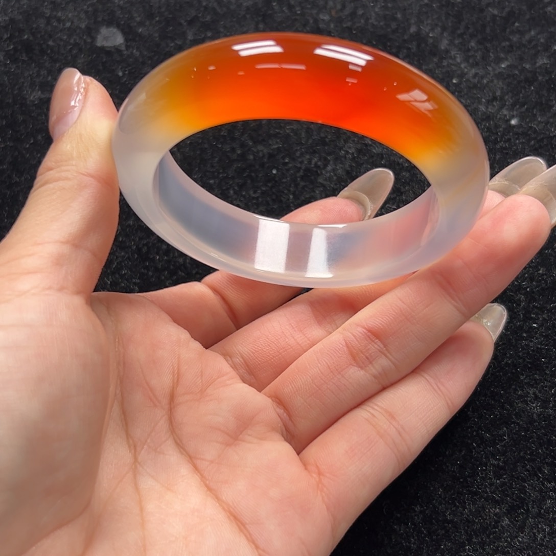 手镯玛瑙/玉髓未镶嵌