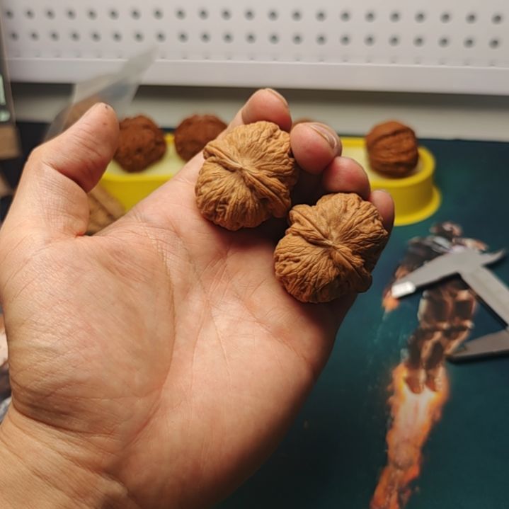 大***闲文玩核桃把件元宝