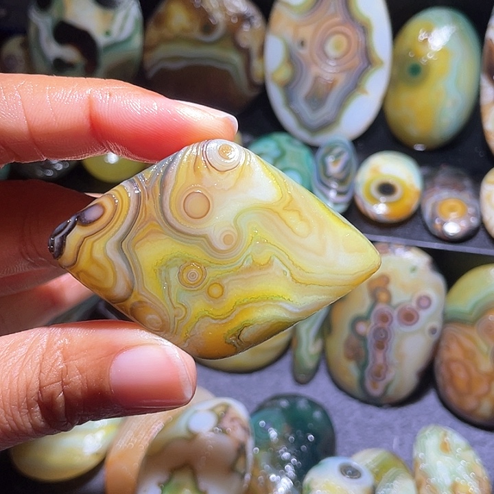 玛瑙/玉髓珠宝奇石未镶嵌