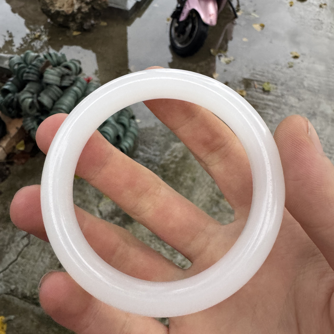 新疆一级白一级细手镯 下单备注圈口