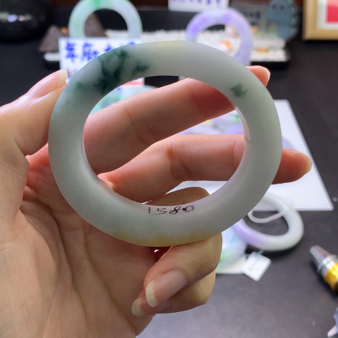 定制翡翠手镯未镶嵌