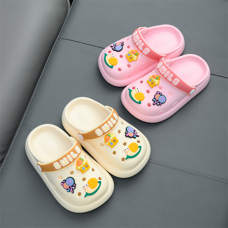 无味女童洞洞鞋夏季儿童拖鞋中大童透气软底防滑可爱沙滩男童拖鞋