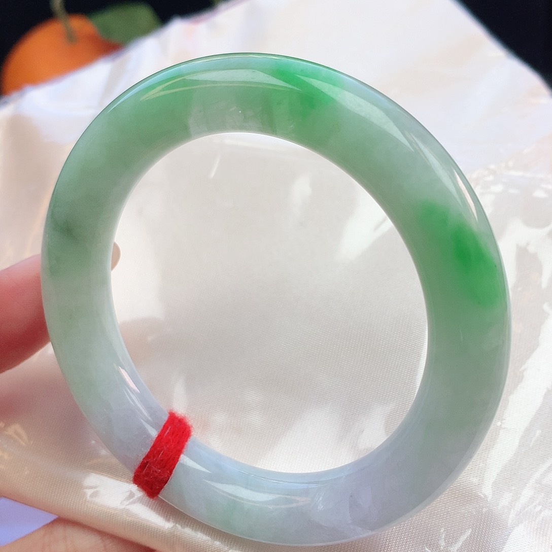 翡翠手镯未镶嵌56圆条882110