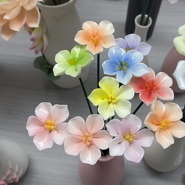 陶瓷纯手工捏花设计