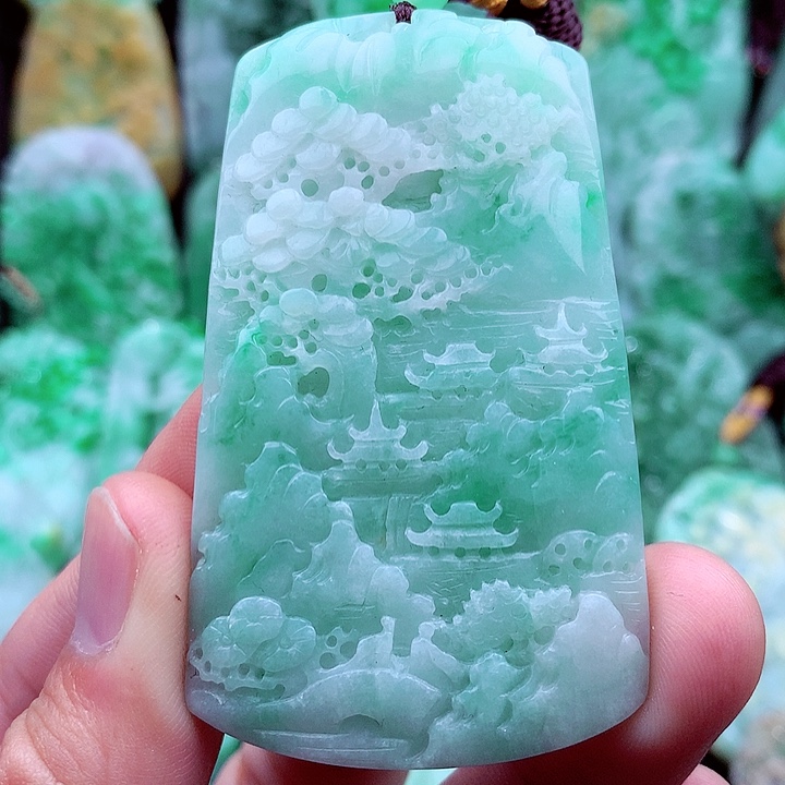 翡翠吊坠(不含链)未镶嵌