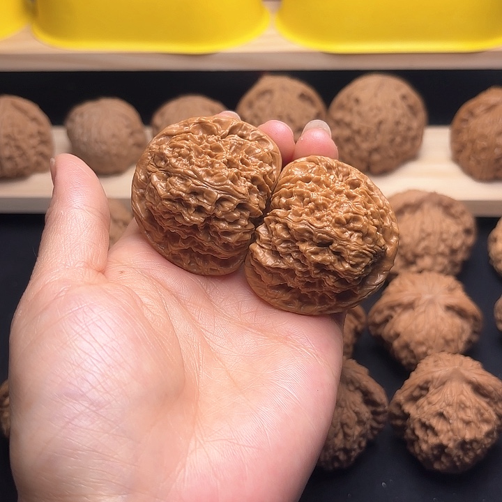 文玩核桃把件43.5南疆