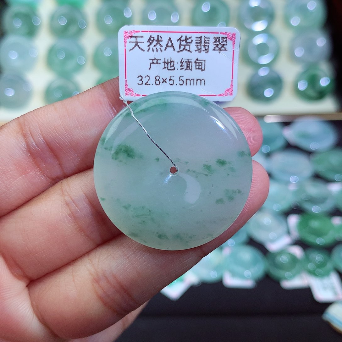 翡翠未镶嵌吊坠(不含链)