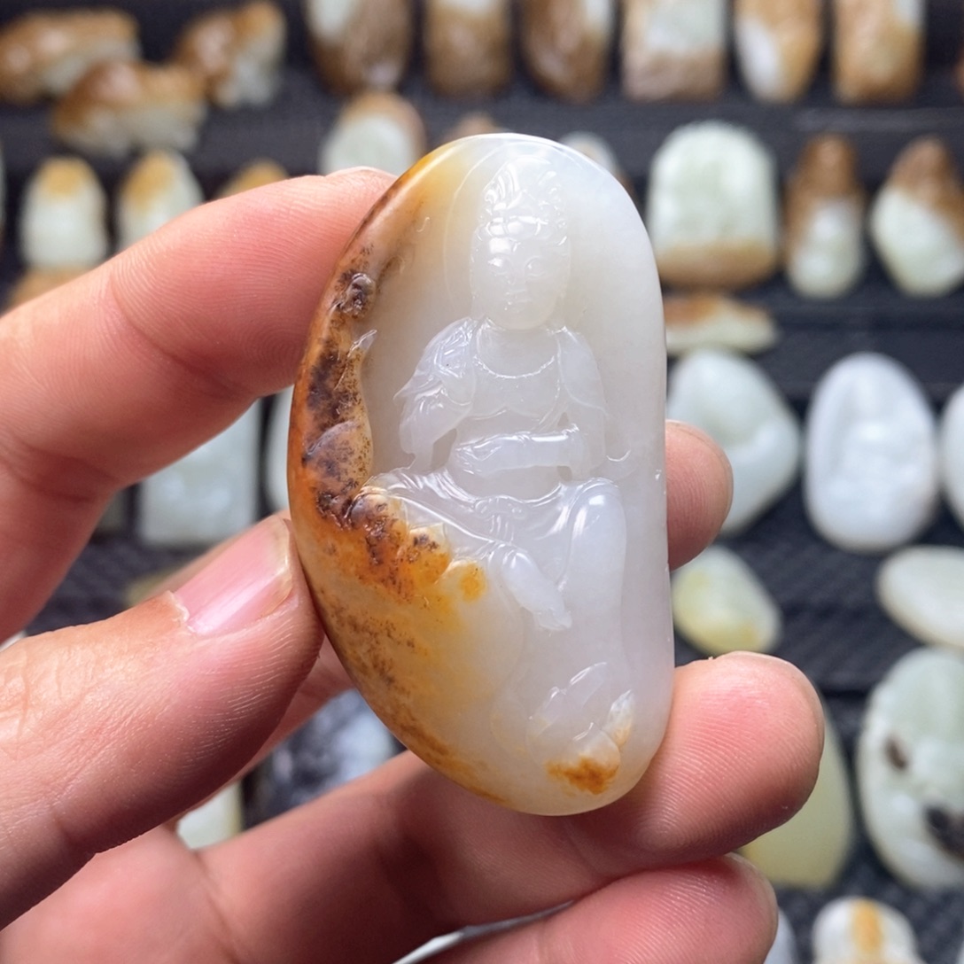 和田玉颈饰未镶嵌