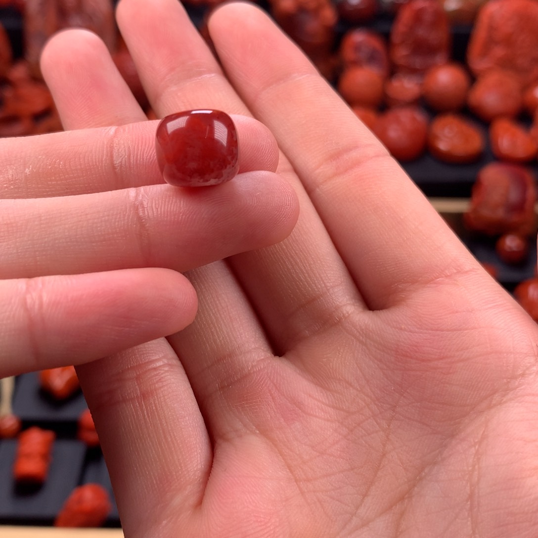 未镶嵌老型对珠11mm➕南红玛瑙