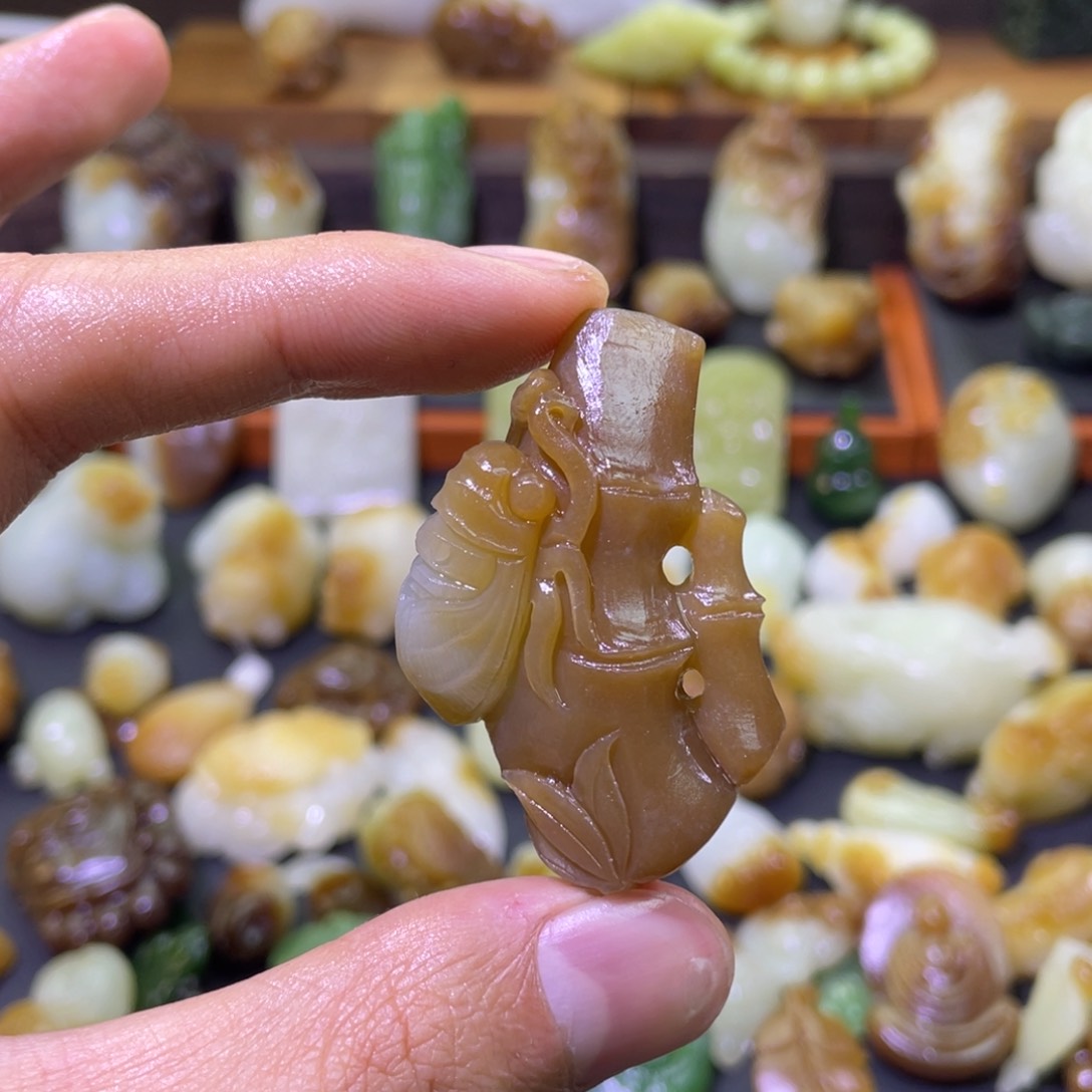 颈饰未镶嵌和田玉Y****a