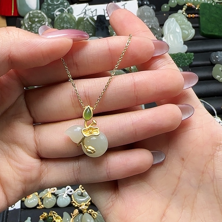 颈饰银S925镶嵌和田玉送链子送绳