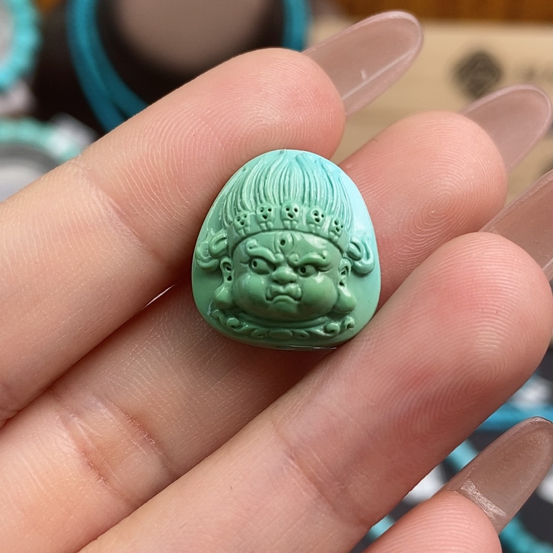 绿松石雕刻未镶嵌