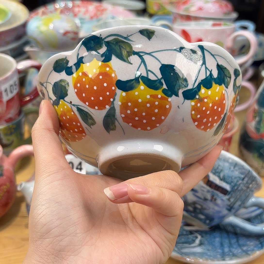 瓷片兔兔盖茨。兔兔好