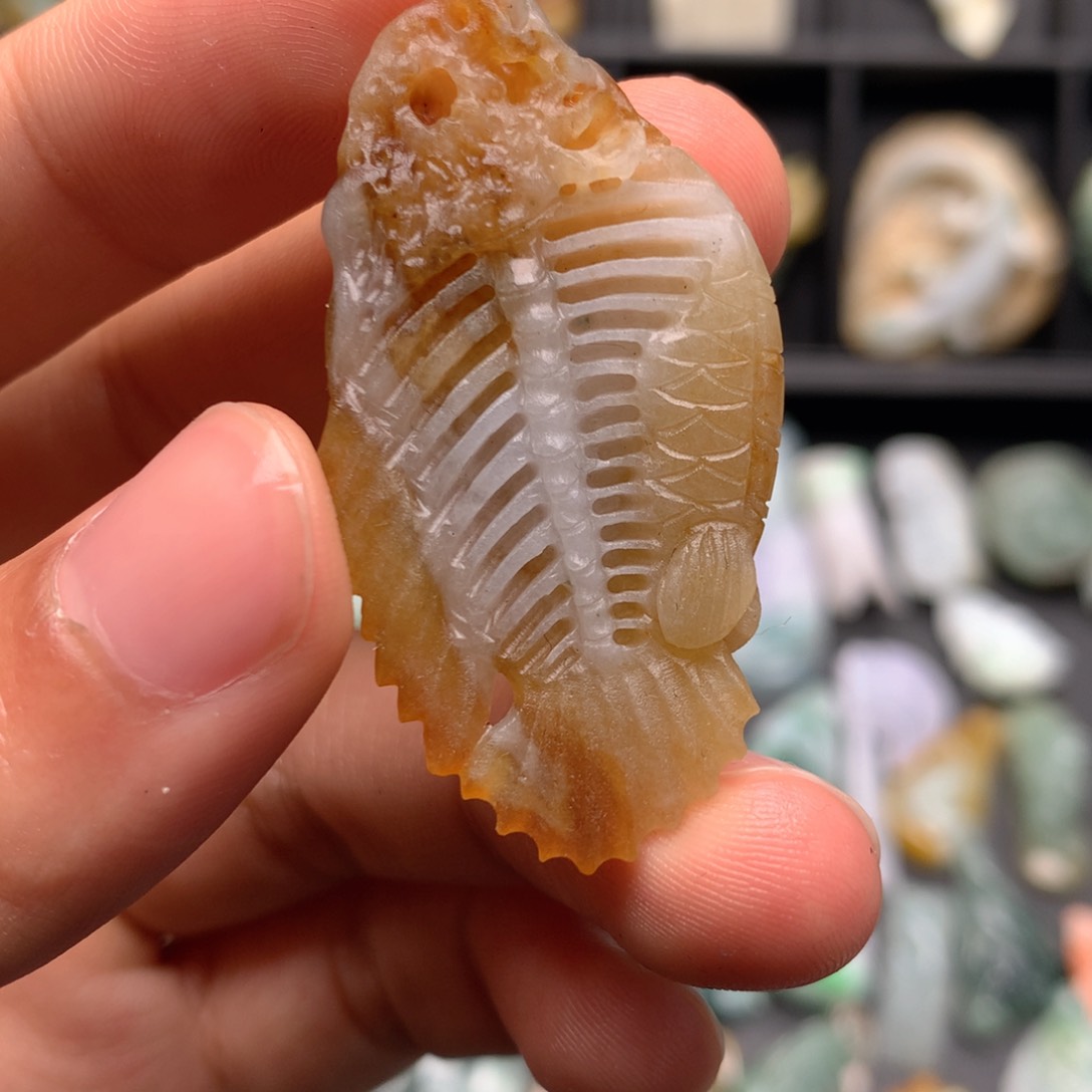 定制翡翠未镶嵌翡翠