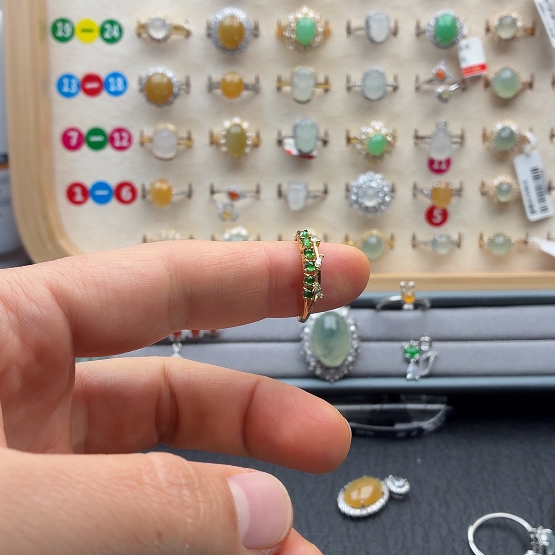 翡翠未镶嵌戒指天然缅甸翡翠