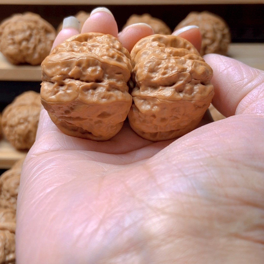 文玩核桃吊坠琨*哥蛤蟆头