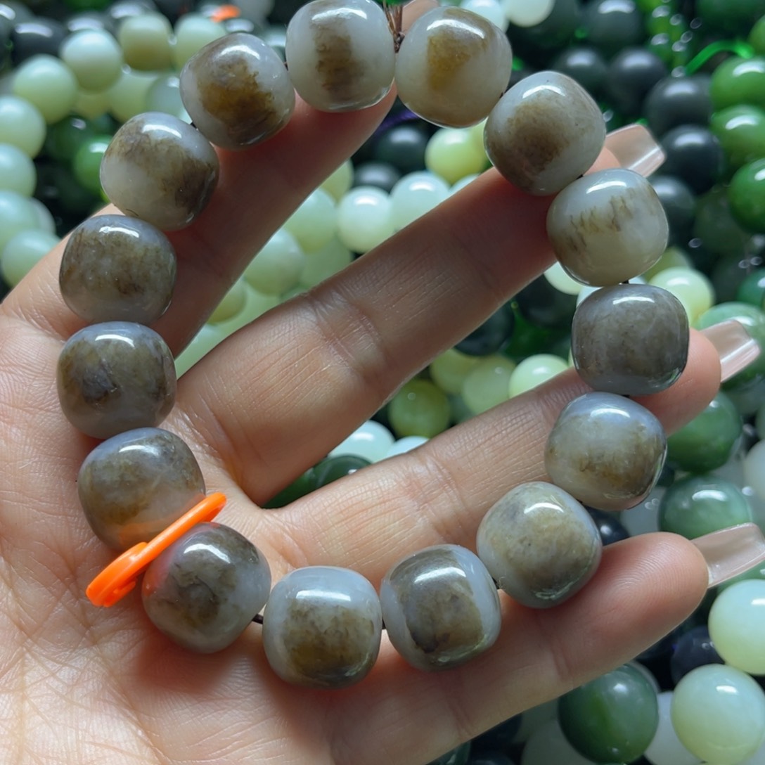 和田玉手链未镶嵌