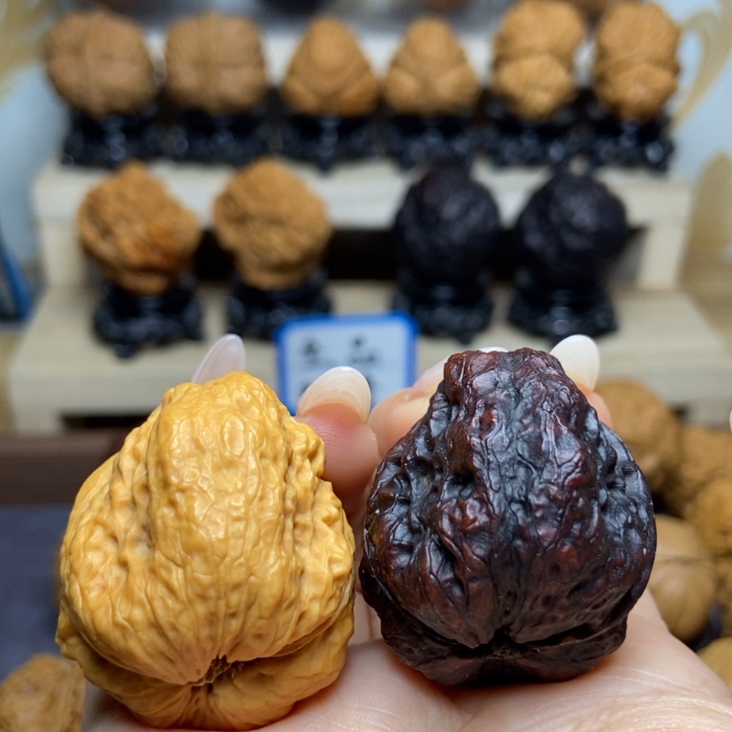 【闪购商品】桃核吊坠20龙脊妖蟾37mm