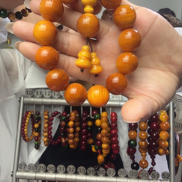 松木固化款琥珀木手串1.8黄油男款