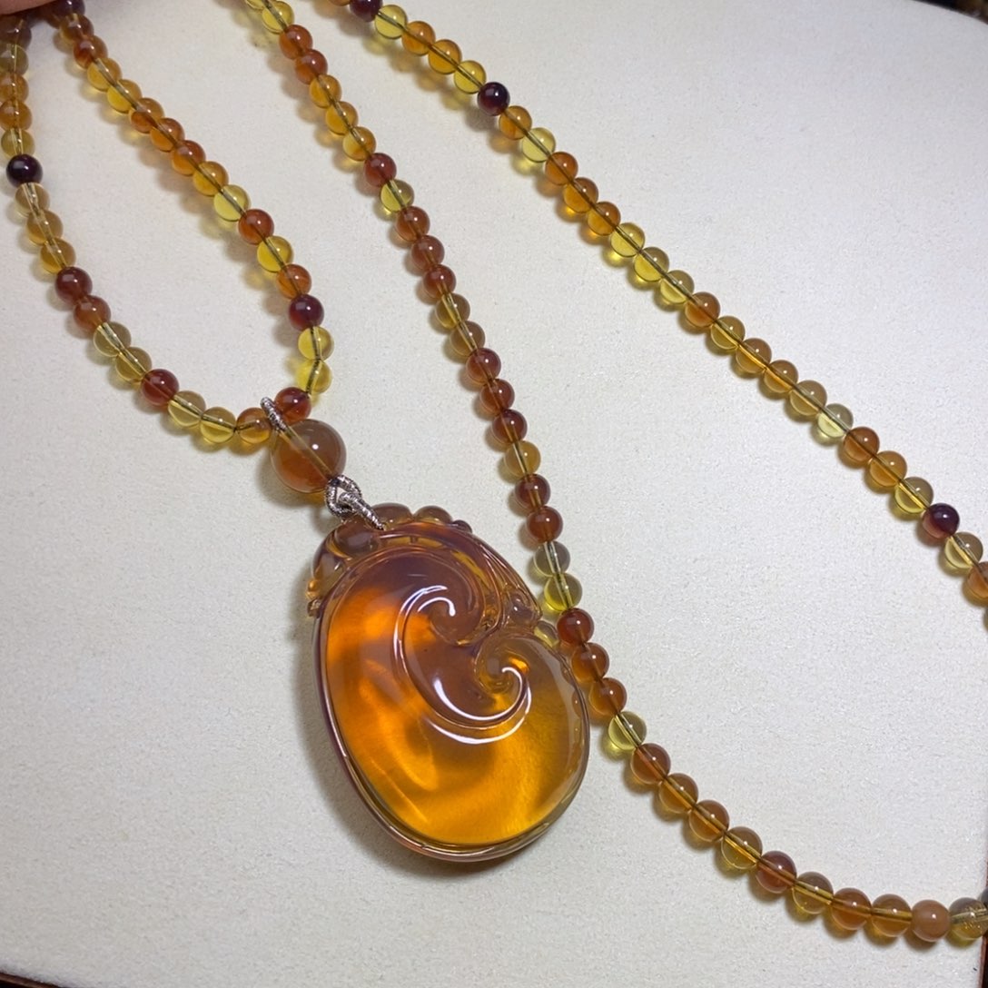 琥珀颈饰未镶嵌一套24克