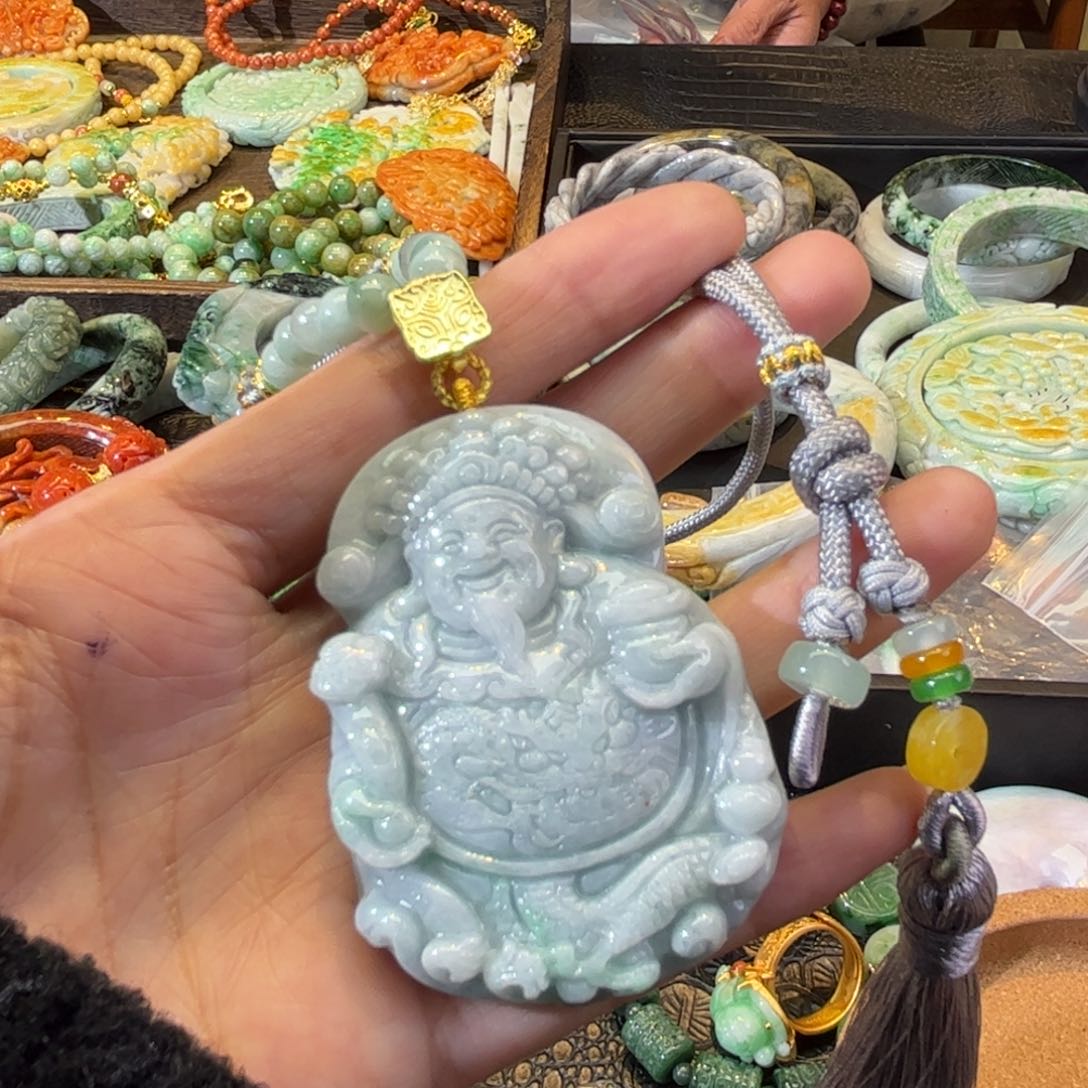 翡翠颈饰未镶嵌待编款