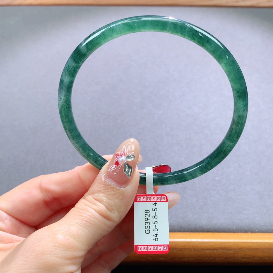 翡翠手镯未镶嵌天然翡翠手镯叮当镯