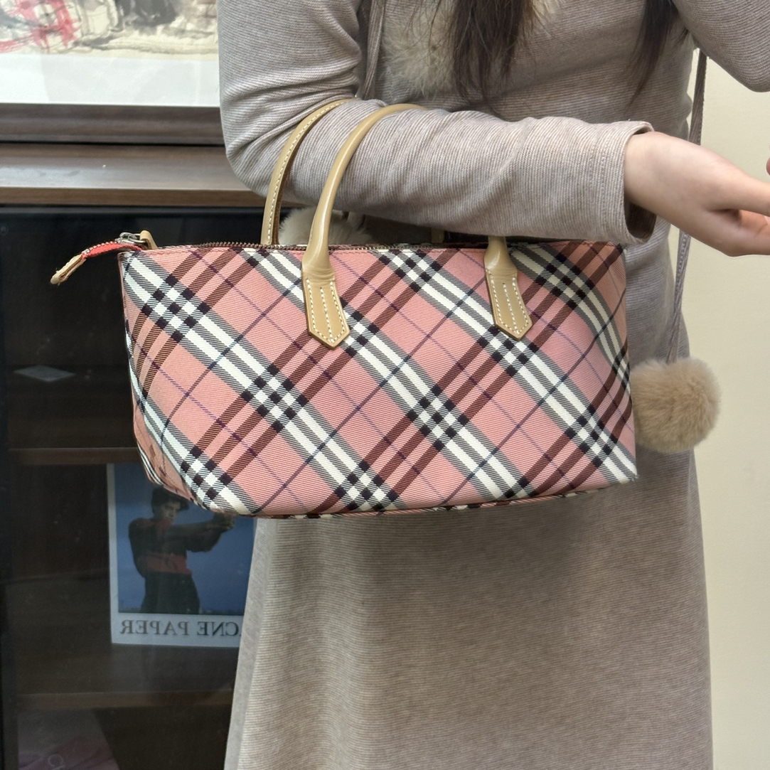 95新 BURBERRY/博柏利 95新 经典格纹单肩手提包