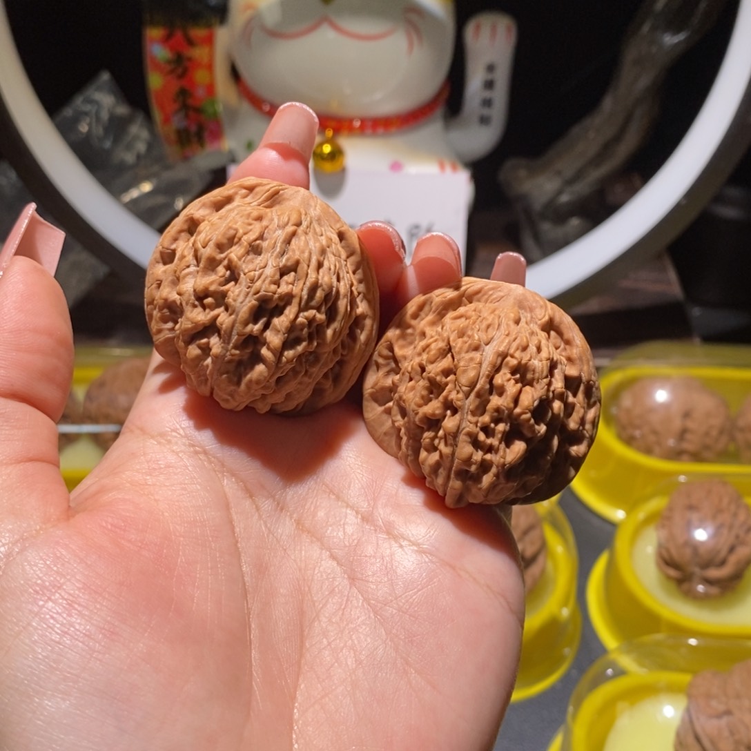 P***X吊坠文玩核桃四座楼