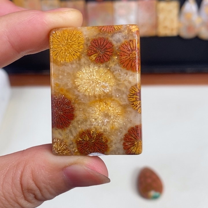 用***1硅化玉手镯未镶嵌