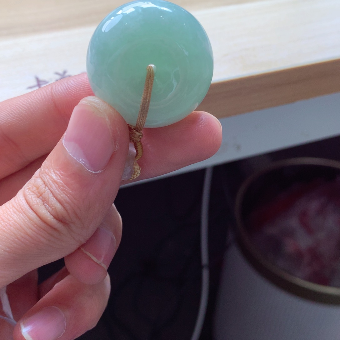 翡翠颈饰未镶嵌吊坠