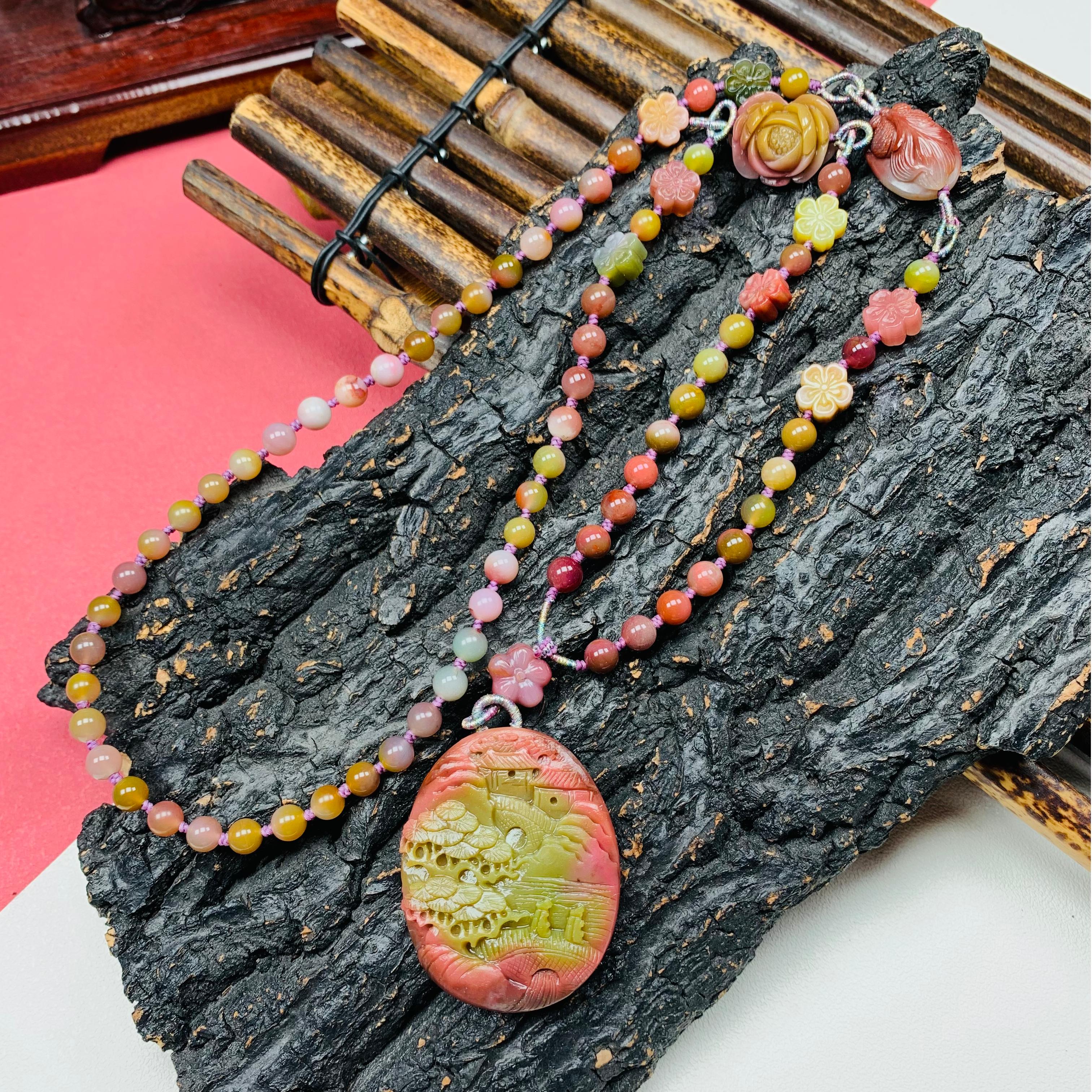 天然老矿七彩盐源玛瑙手工精雕西瓜俏色山水牌项链毛衣链