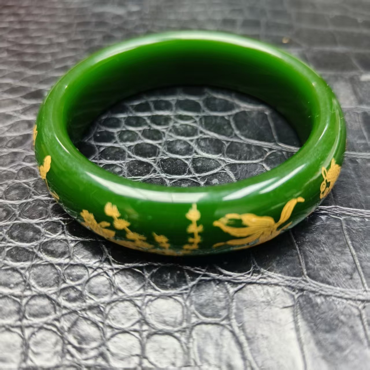 俄料菠菜绿手镯SZ1668