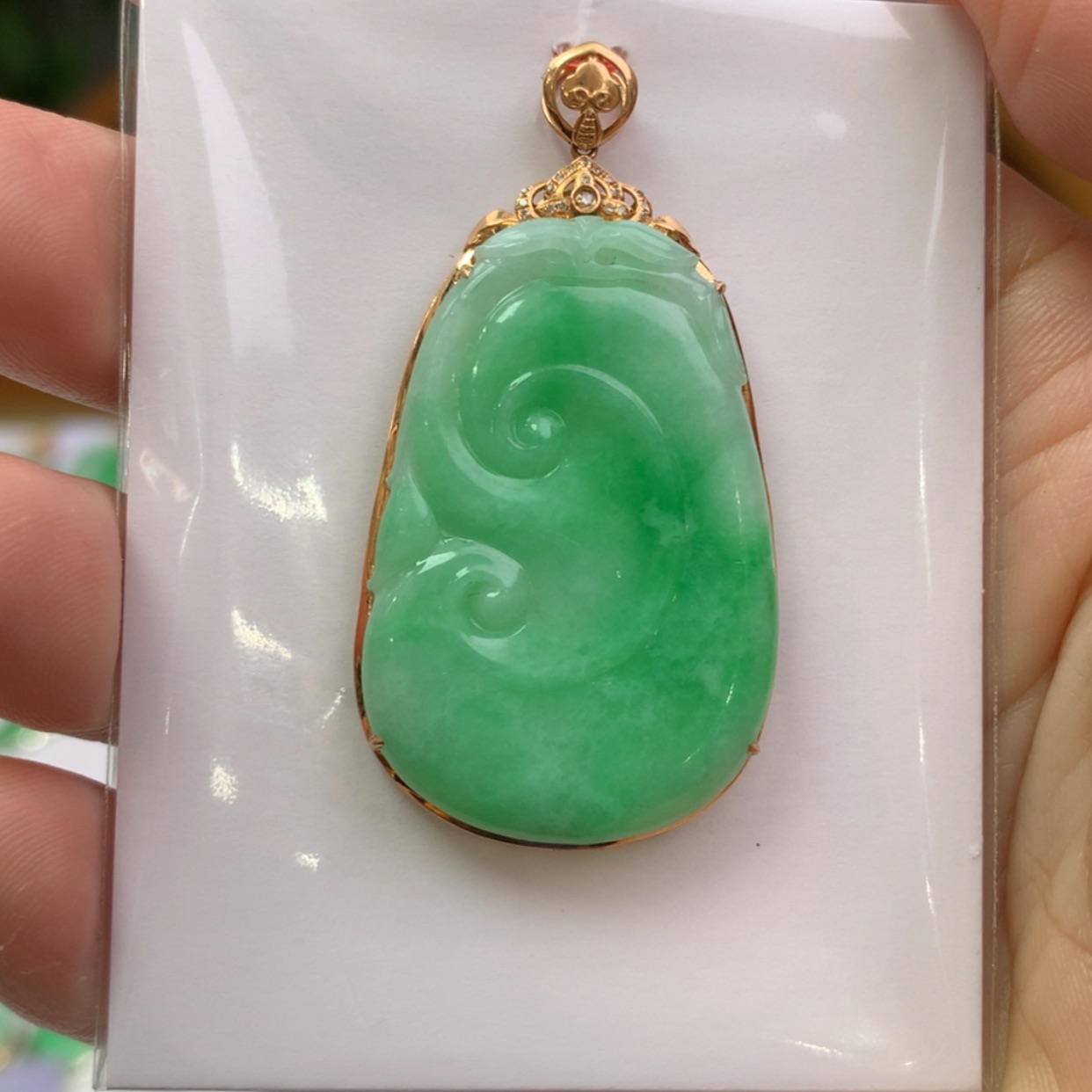 【闪购商品】翡翠18K金镶嵌颈饰翡翠首饰