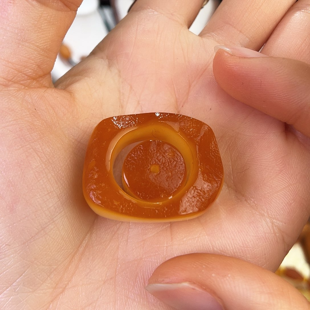 琥珀珠宝奇石未镶嵌胖****5。