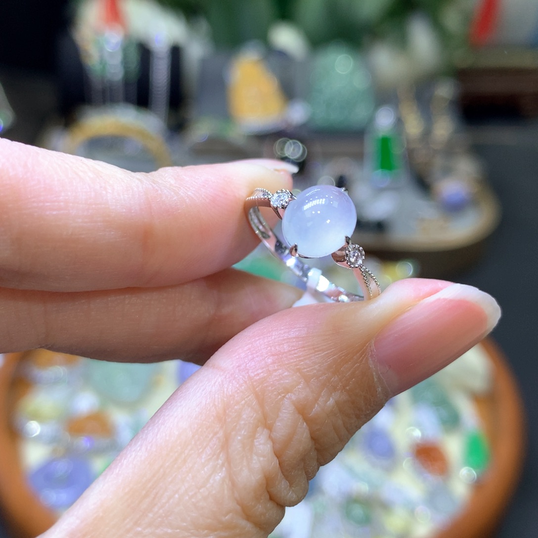 翡翠18K金镶嵌颈饰翡翠吊坠项链