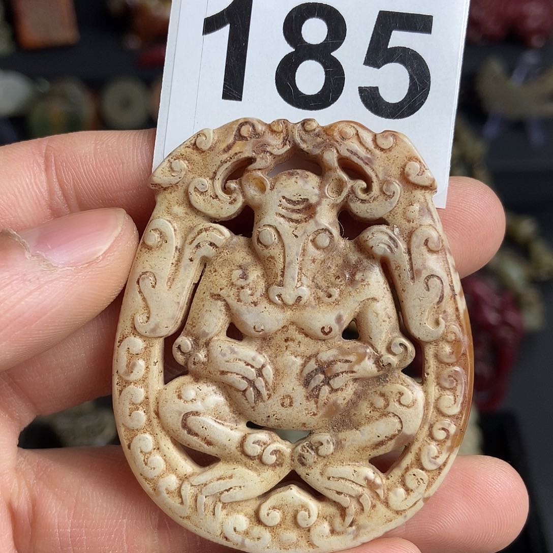 和田玉（糖玉）饰品未镶嵌