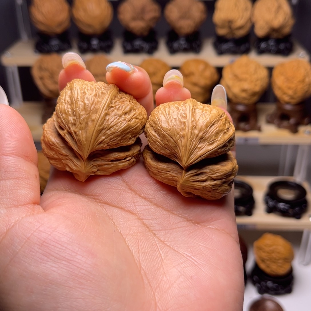 文玩核桃把件ぐ****ゞ6……连体半壁Y