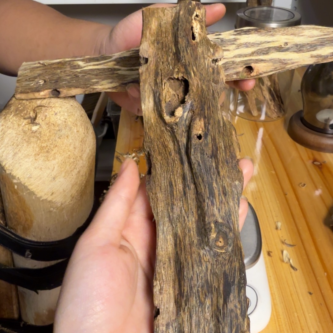 沉香紫奇虫漏香68克