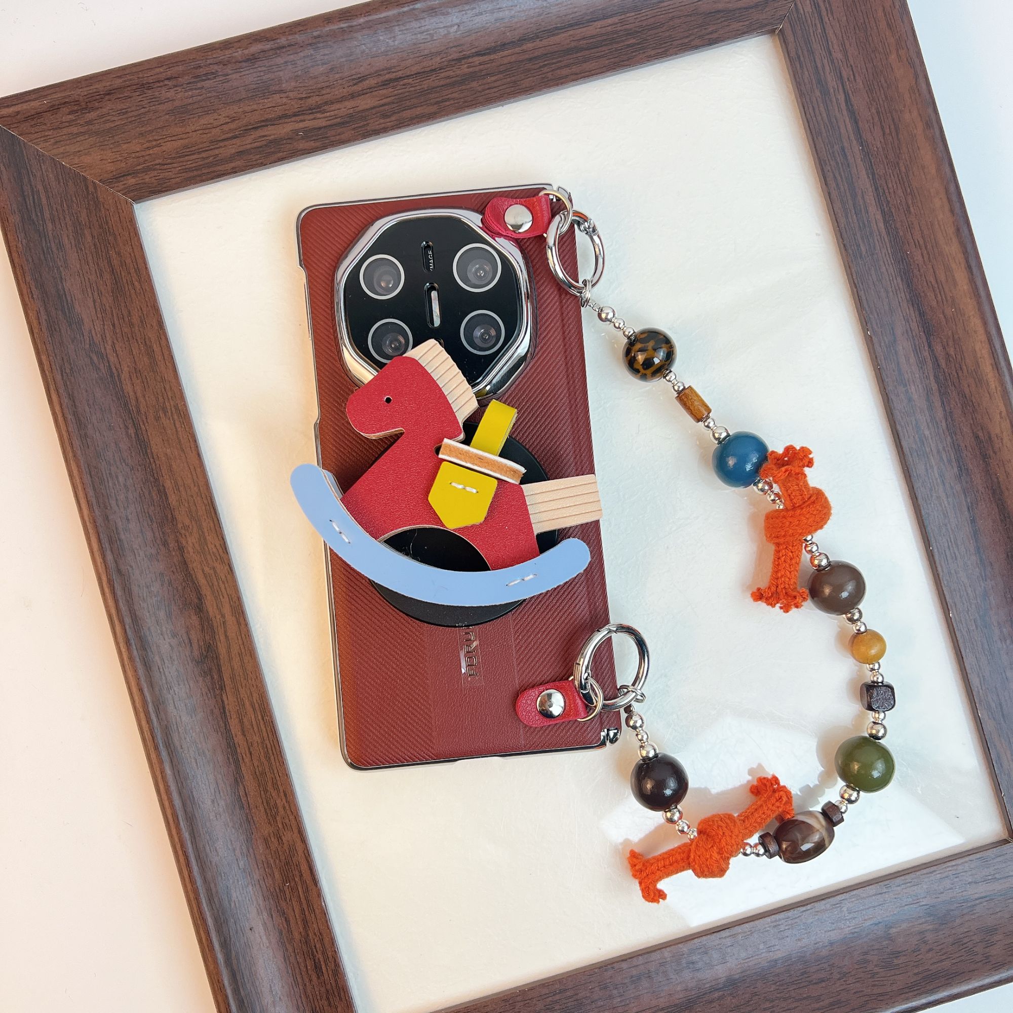 原创酒红色皮质小马磁吸支架手提链条适用华为matex7折叠手机壳