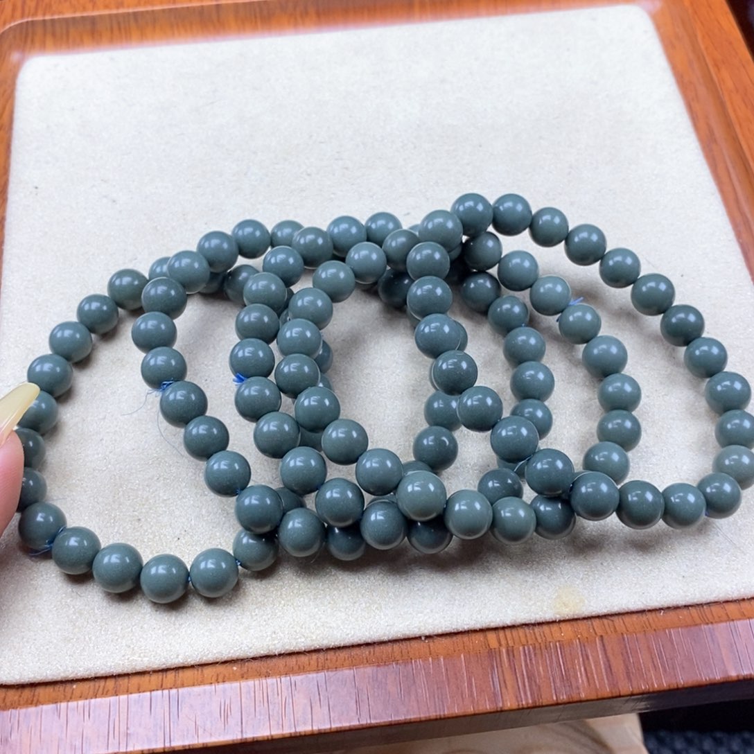 石英质玉手链未镶嵌帽**姐